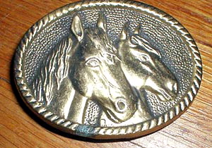 vintage belt buckle never worn 2 HORSES gold tone
