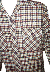 SALE heavier men's 1970s plaid shirt by Wrangler overshirt weight Very Pointy Collar (M)