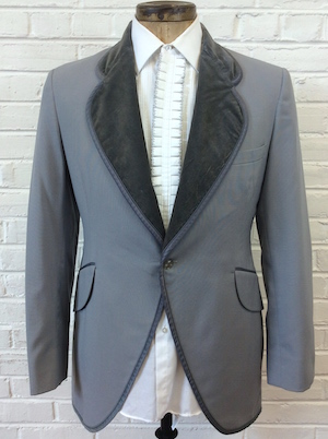 (42, short) vintage 1970s Tuxedo Jacket Grey w/ grey VELVET rounded lapels
