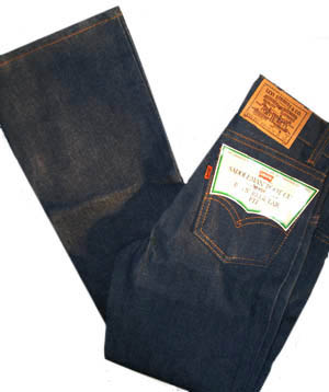 (24x25) vintage Boy's LEVIS 1984 Saddleman Boot Cut Jeans. dark indigo. never worn!