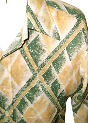 (M) vintage 70s men's DISCO SHIRT large diamonds Greens and Pale Peach