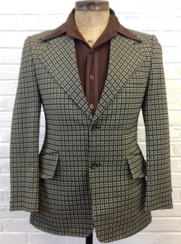 (39) Men's Vintage 70's Blazer! Sage, Black & Brown Houndstooth Plaid!