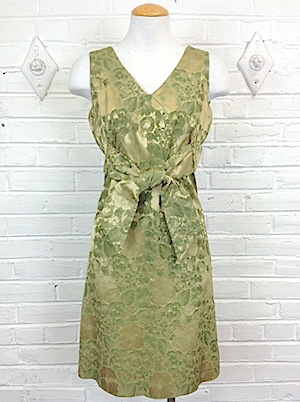 (XS) Women's Vintage 1960's Cocktail Dress. Gold and Green Rose Brocade