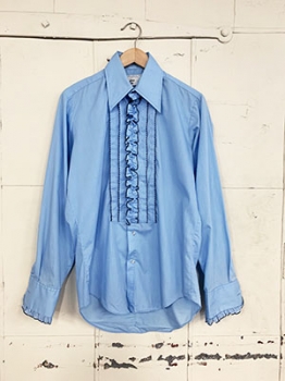 (L) Mens Vintage 70s Tuxedo Shirt. Light Blue w/Black Tipped Ruffle.